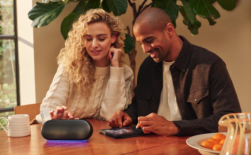 Éclairage ambiance enceinte Harman Kardon Luna 2