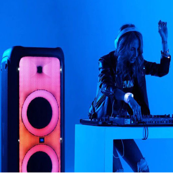 Image enceinte avec dj