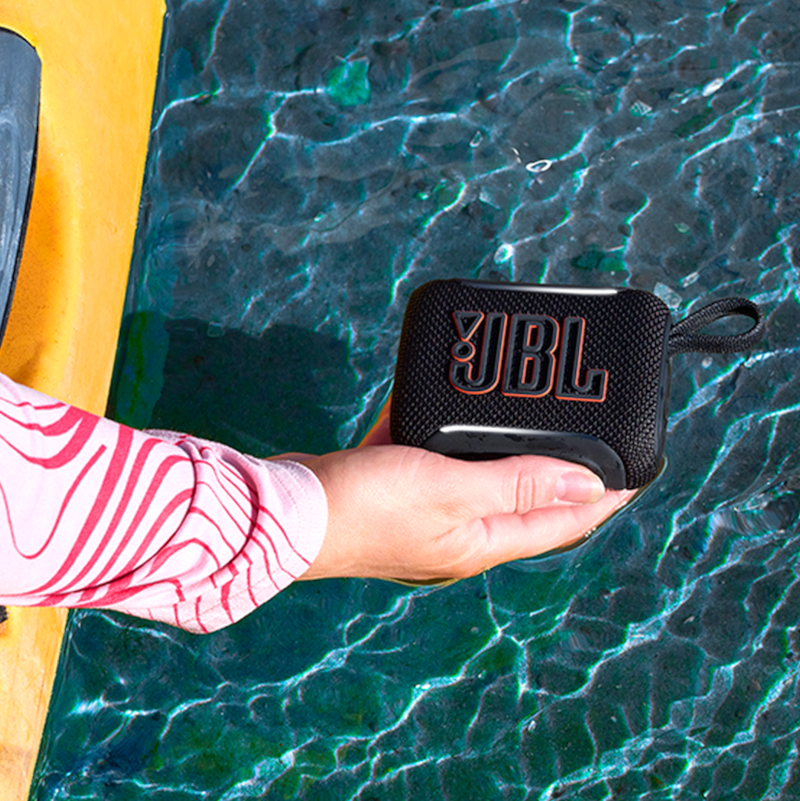 son puissant enceinte JBL compacte