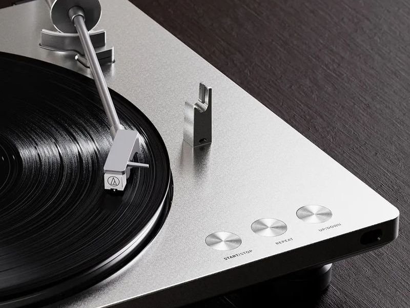 Écoute vinyle avec la FiiO TT13 BT Argent