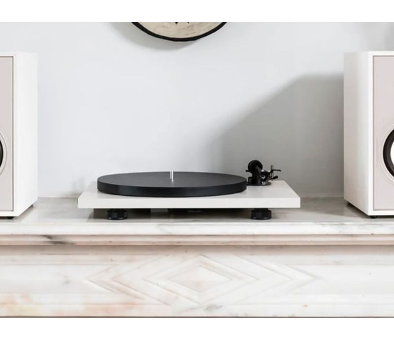 Platine vinyle Triangle Lunar 1 Crème vue de face