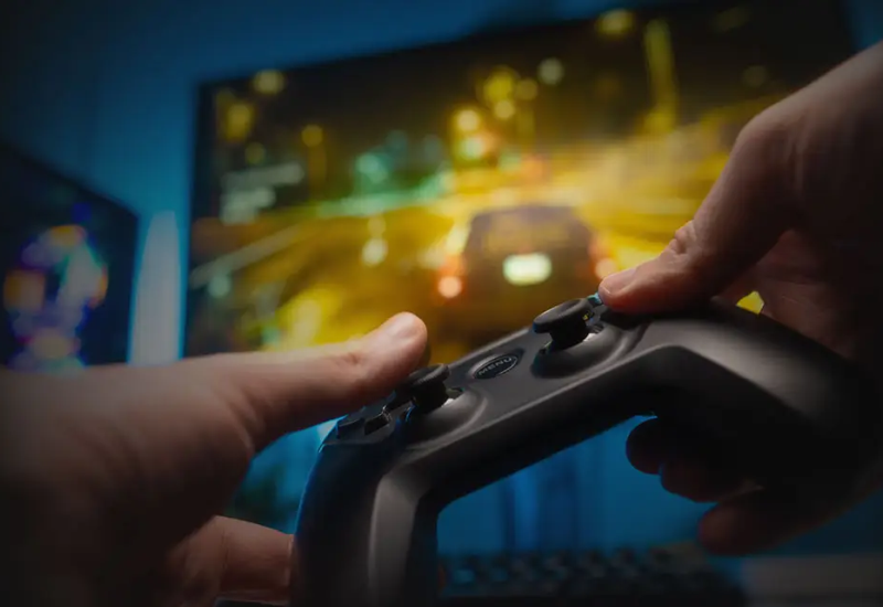 Écran gamer MSI MAG 272F