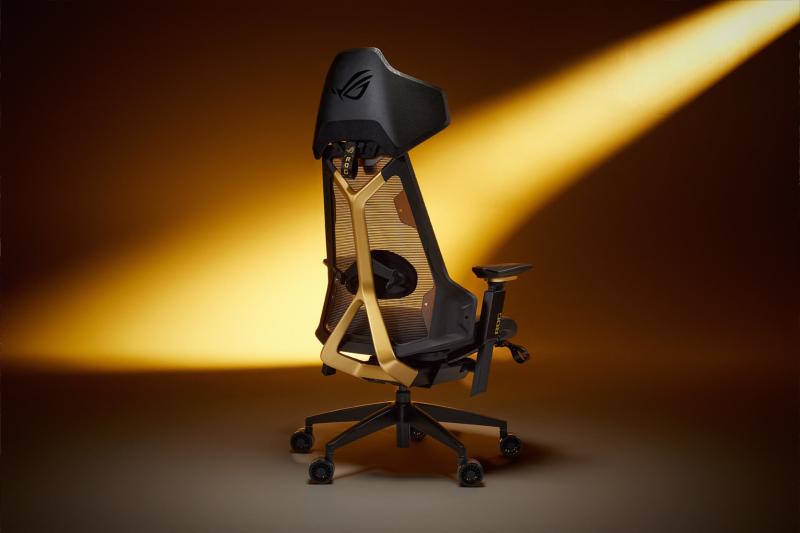 Design noir et or du siège ASUS ROG Destrier Edition 20