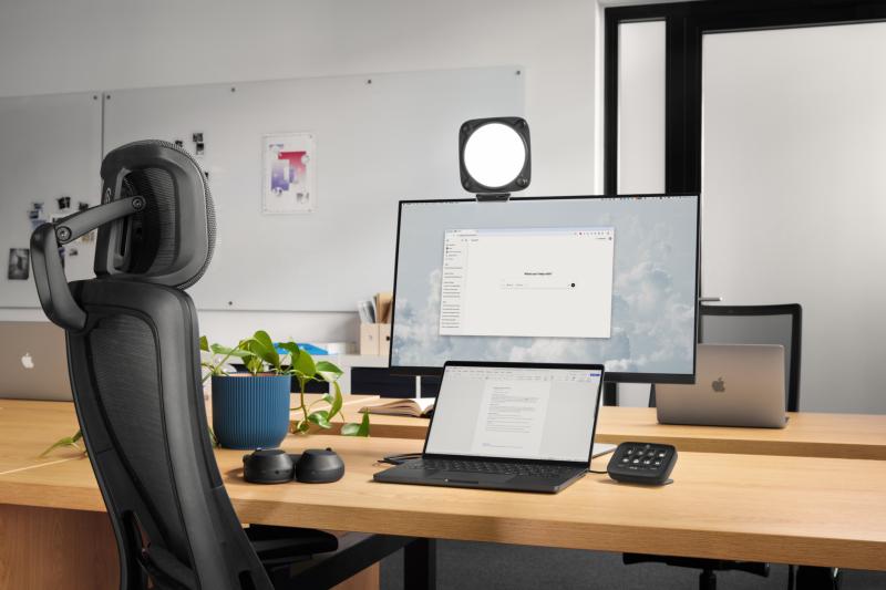 Design compact Elgato Stream Deck Neo bureau