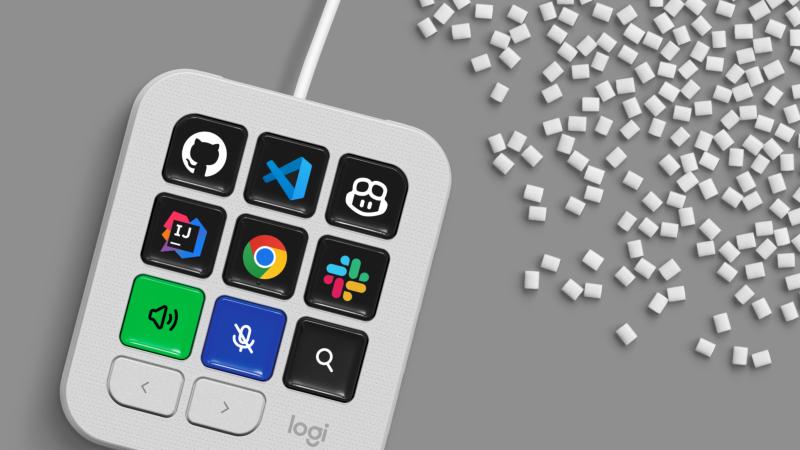 Format compact et connexion USB-C du pavé de commandes Logitech MX Keypad