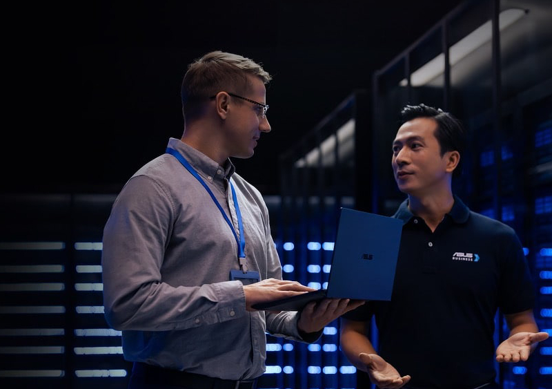 Écran WQXGA 14 pouces de l'ASUS ExpertBook G2