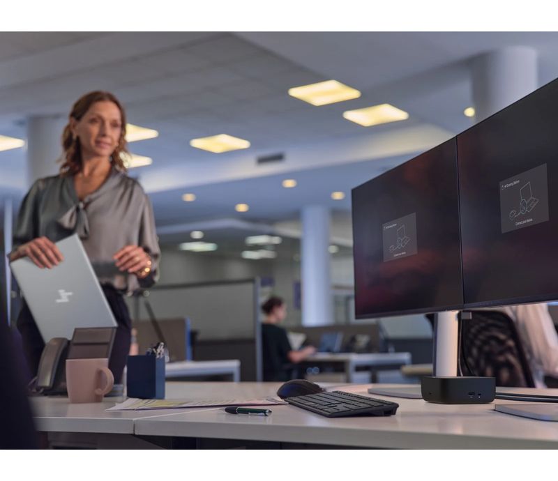 Station d'accueil HP USB-C 100 W G6 vue de face