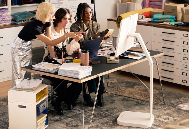 Support à roulettes LG Smart Monitor Swing