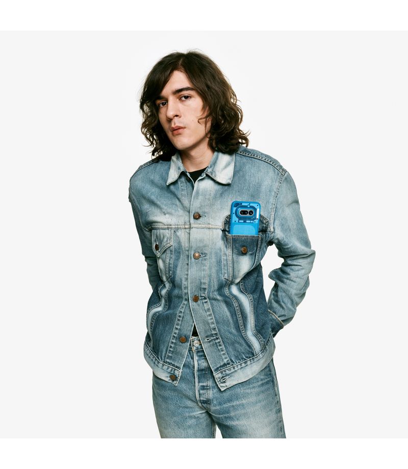 Design transparent Nothing Phone 4a