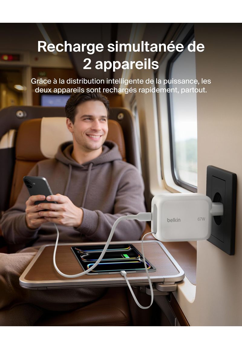 Chargeur USB-C Belkin UltraCharge GaN 67W blanc avec câble rétractable