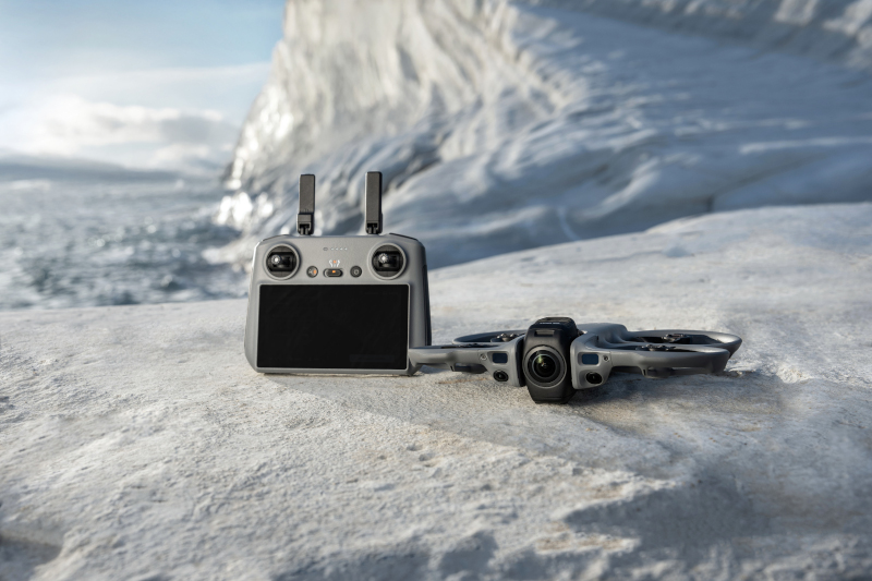 Drone DJI Avata 360 avec radiocommande DJI RC 2