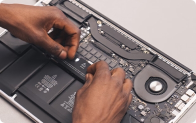 Illustration d'une réparation de PC portable