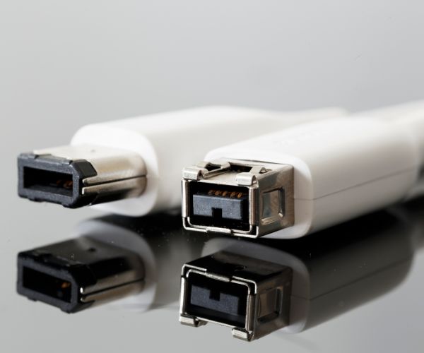 Le FireWire vs USB-C / Thunderbolt