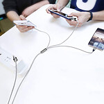 Câble USB Akashi Câble de Charge 5-en-1 - 1 m - Autre vue