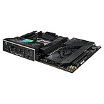 Carte mère Asus ROG STRIX X870-F GAMING WIFI - Autre vue