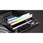Mémoire G.Skill Trident Z5 RGB Silver - 2 x 16 Go (32 Go) - DDR5 6000 MHz - CL28 - Autre vue Mémoire G.Skill Trident Z5 RGB Silver - 2 x 16 Go (32 Go) - DDR5 6000 MHz - CL28 - Autre vue