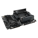 Carte mère Asus ROG CROSSHAIR X870E APEX - Autre vue