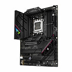 Carte mère Asus ROG STRIX B650E-F GAMING WiFI - Autre vue