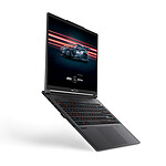 PC portable MSI Stealth A16 Mercedes-AMG AI+ A3XWGG-030FR - Autre vue