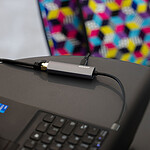 Accessoires RJ45 INOVU Adaptateur USB 3.1 vers Gigabit Ethernet/LAN 2.5 GbE avec Power Delivery - Autre vue