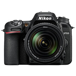 Nikon D7500 + AF-S DX 18-140 VR