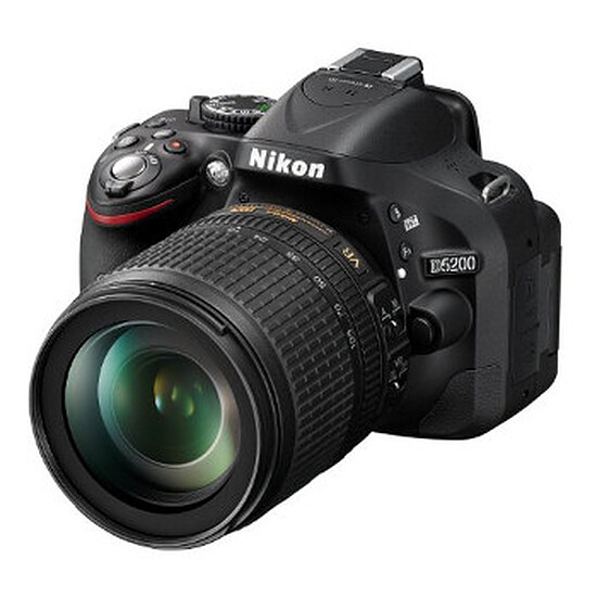 Appareil photo Reflex Nikon D5200 + AF-S DX 18-105 VR 