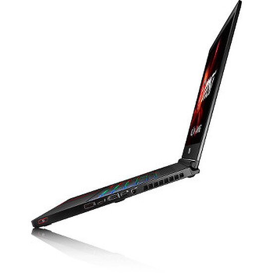 PC portable MSI GS63VR 7RF-264XFR