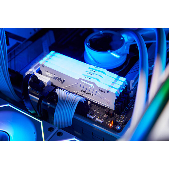 Mémoire RAM Kingston Fury Beast White RGB - 2 x 16 Go (32 Go) - DDR5 5600 MHz - CL36 - Autre vue