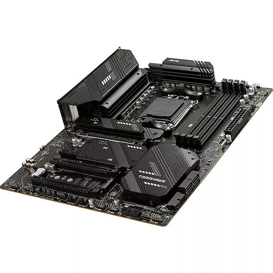 Carte mère MSI MAG X670E TOMAHAWK WIFI - Autre vue