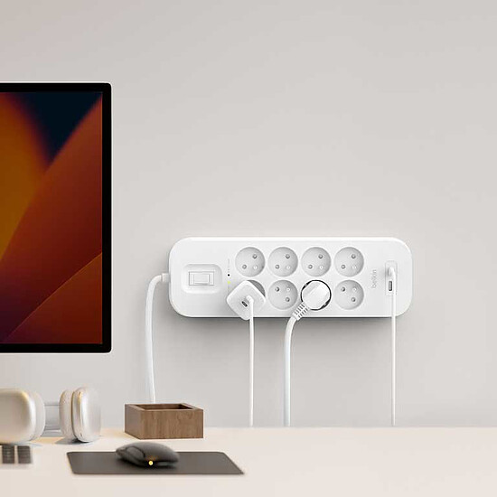 Multiprise Belkin multiprise parafoudre 8 prises secteur + 2 ports USB - Autre vue
