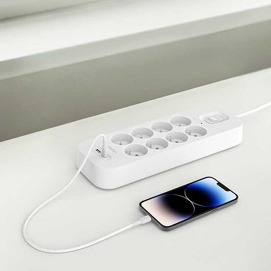 Multiprise Belkin multiprise parafoudre 8 prises secteur + 2 ports USB - Autre vue