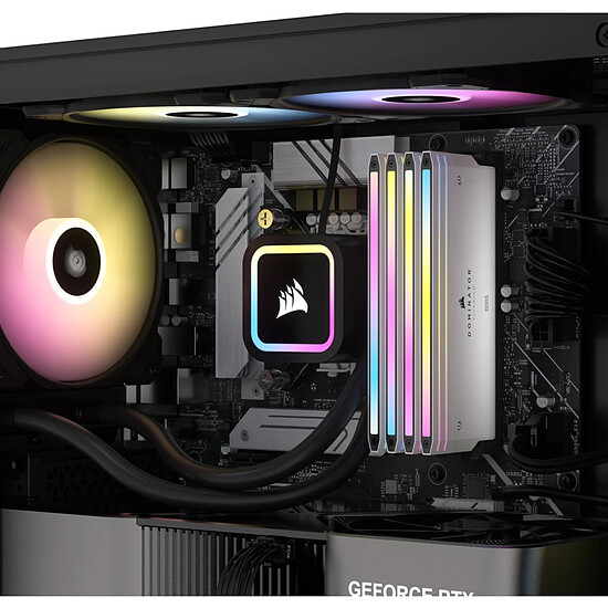 Mémoire RAM Corsair Dominator Titanium RGB White - 2 x 48 Go (96 Go) - DDR5 6600 MHz - CL32 - Autre vue