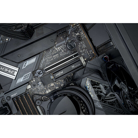Disque SSD Crucial T500 - 2 To avec dissipateur - Autre vue