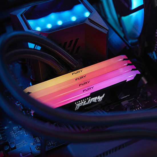 Mémoire RAM Kingston Fury Beast RGB - 2 x 8 Go (16 Go) - DDR4 3600 MHz - CL17 - Autre vue