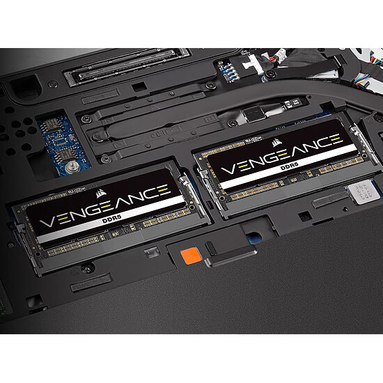 Mémoire RAM Corsair Vengeance SO-DIMM - 2 x 48 Go (96 Go) - DDR5 4800 MHz - CL40 - Autre vue