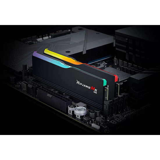 Mémoire RAM G.Skill Ripjaws M5 RGB Black - 2 x 32 Go (64 Go) - DDR5 6400 MHz - CL32 - Autre vue