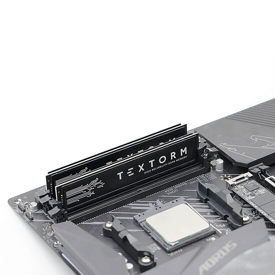 Mémoire RAM Textorm - 2 x 8 Go (16 Go) - DDR4 3200 MHz - CL16 - Autre vue