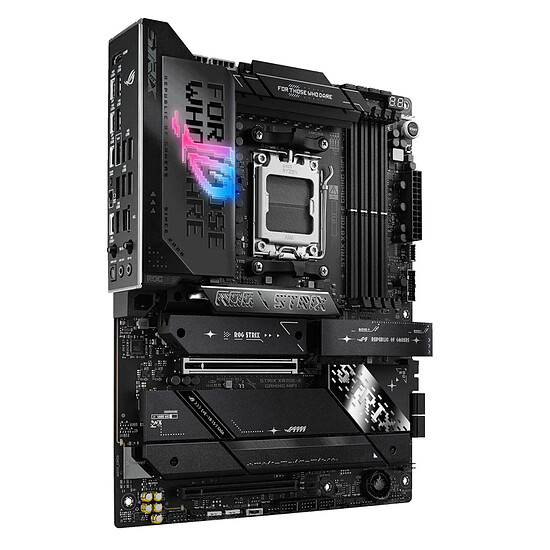 Carte mère Asus ROG STRIX X870E-E GAMING WIFI - Autre vue