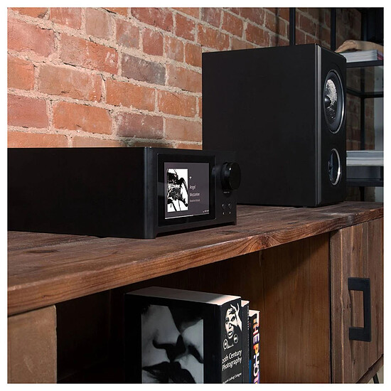 Ampli HiFi Stéréo NAD C 700 V2 - Autre vue