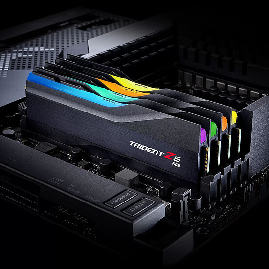 Mémoire RAM G.Skill Trident Z5 RGB Black - 2 x 24 Go (48 Go) - DDR5 8000 MHz - CL38 - Autre vue