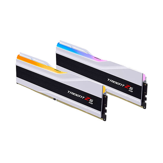 Mémoire RAM G.Skill Trident Z5 RGB Silver - 2 x 32 Go (64 Go) - DDR5 6000 MHz - CL28 - Autre vue