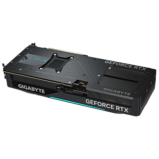 Carte graphique Gigabyte GeForce RTX 5070 Ti EAGLE OC SFF 16G - Autre vue