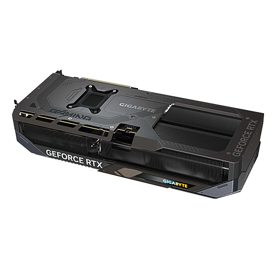 Carte graphique Gigabyte GeForce RTX 5070 Ti GAMING OC 16G - Autre vue