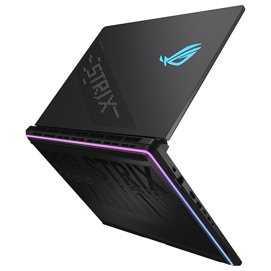 PC portable Asus ROG STRIX SCAR 18 G835LXG-TQ626W - Autre vue