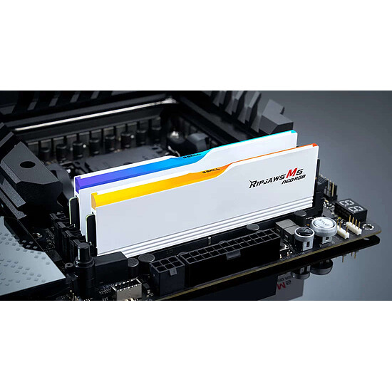 Mémoire RAM G.Skill Ripjaws M5 Neo RGB White - 2 x 16 Go (32 Go) - DDR5 6000 MHz - CL30 - Autre vue