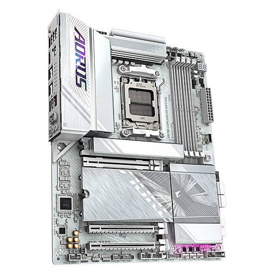 Carte mère Gigabyte X870E AORUS ELITE WIFI7 ICE - Autre vue