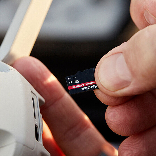 Carte micro SD SanDisk Express microSDXC 256 Go - Autre vue