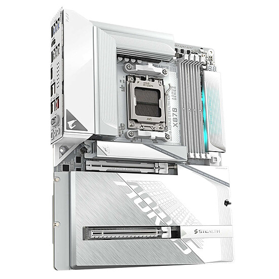 Carte mère Gigabyte X870 AORUS STEALTH ICE - Autre vue