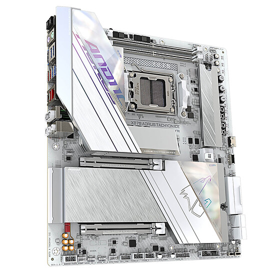 Carte mère Gigabyte X870 AORUS TACHYON ICE - Autre vue