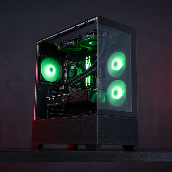PC de bureau PC Gamer Backstab - Win11 installé (version d'essai) - Autre vue